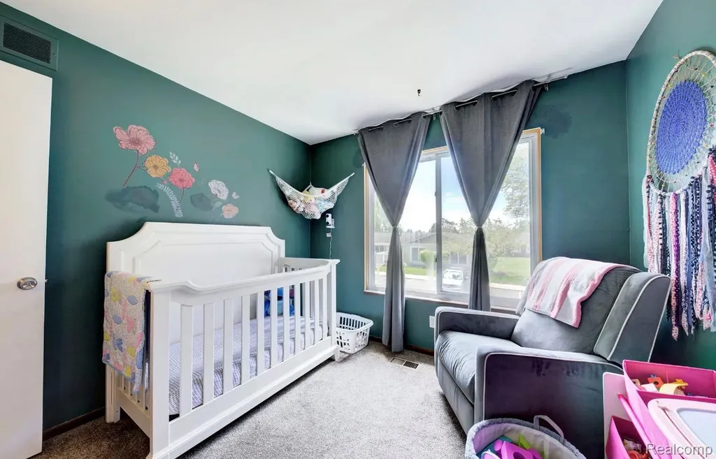 22814 Talford Street Novi City MI 48375