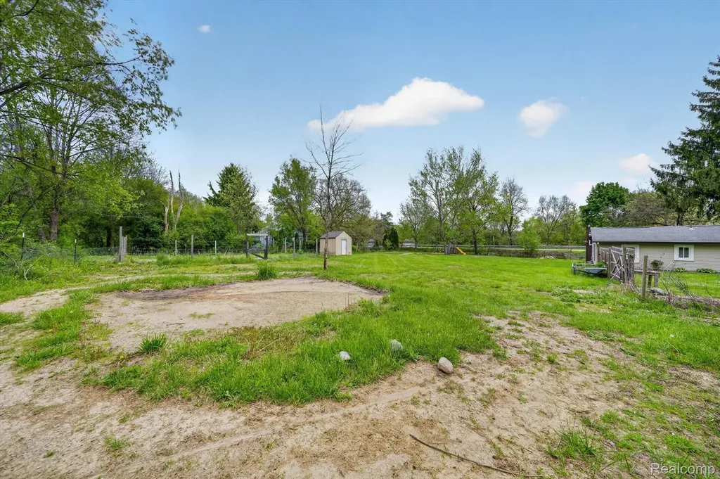 15013 Birchwood Drive Holly Township MI 48442