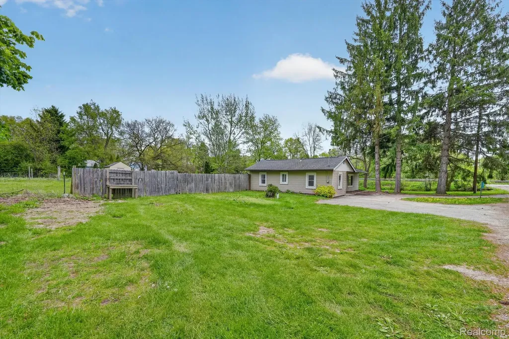 15013 Birchwood Drive Holly Township MI 48442