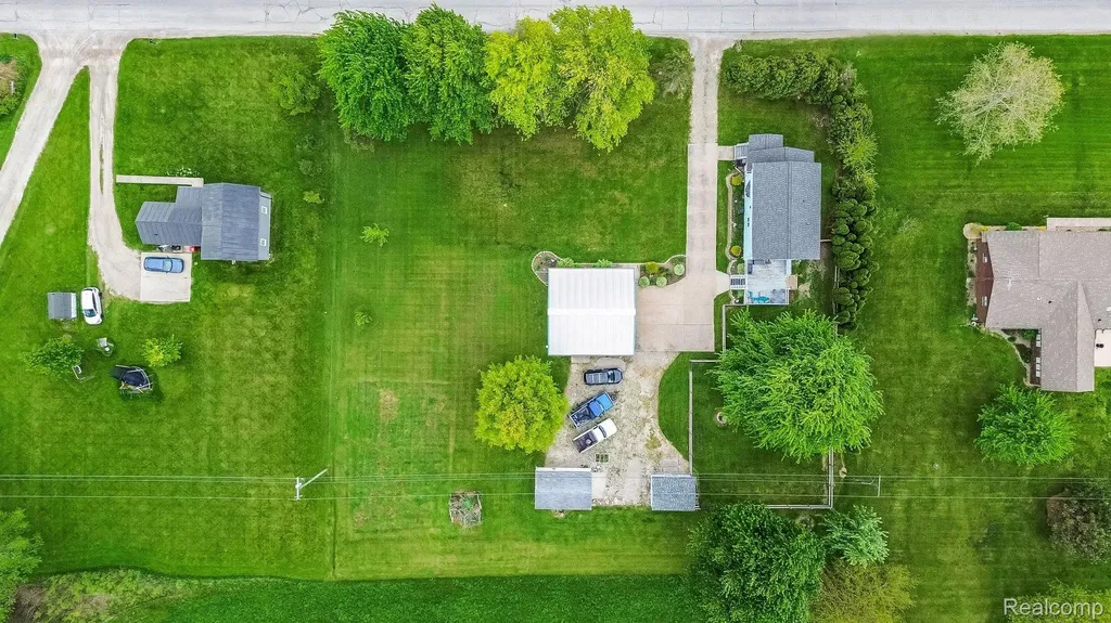 2797 E Labo Road N Ash Township MI 48117