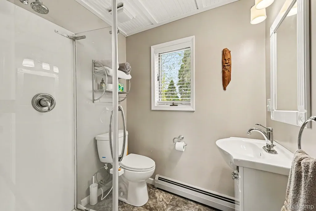2797 E Labo Road N Ash Township MI 48117