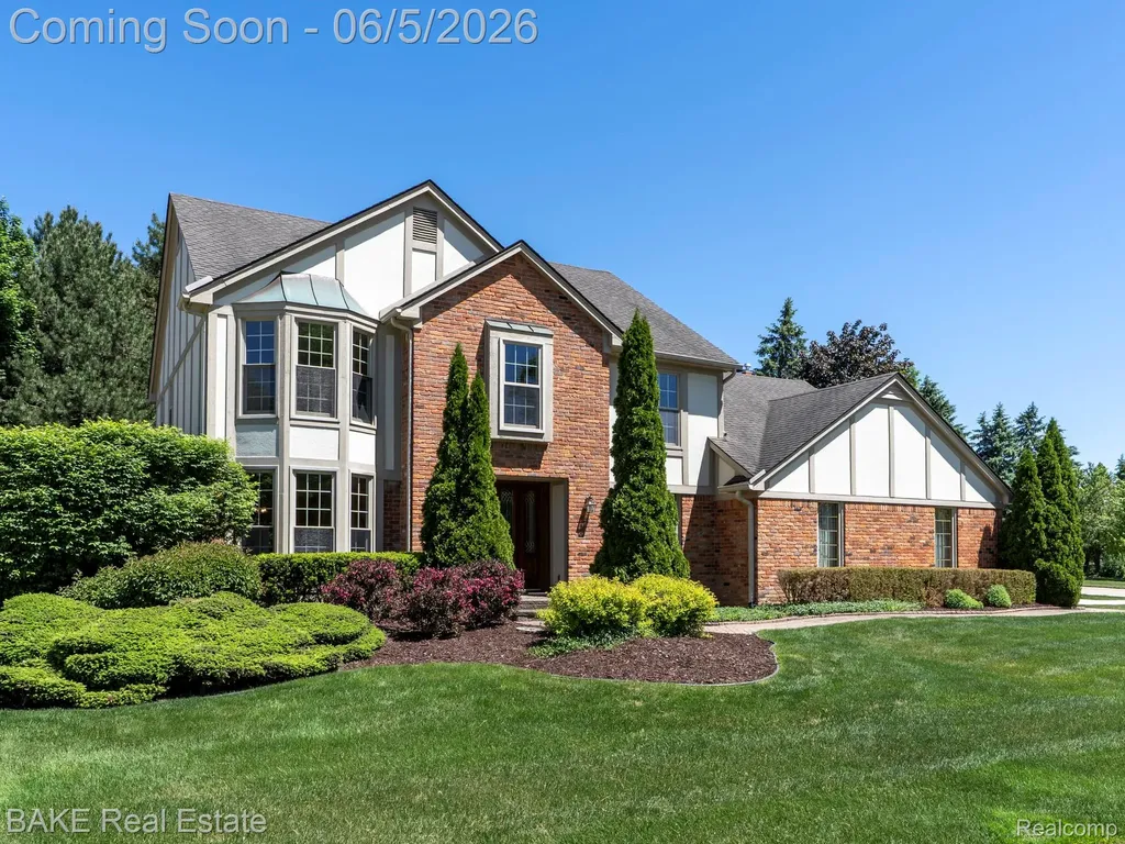 10000 Red Maple Drive Plymouth Charter Township MI 48170
