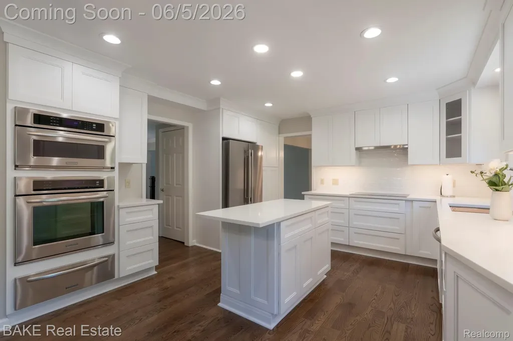 10000 Red Maple Drive Plymouth Charter Township MI 48170