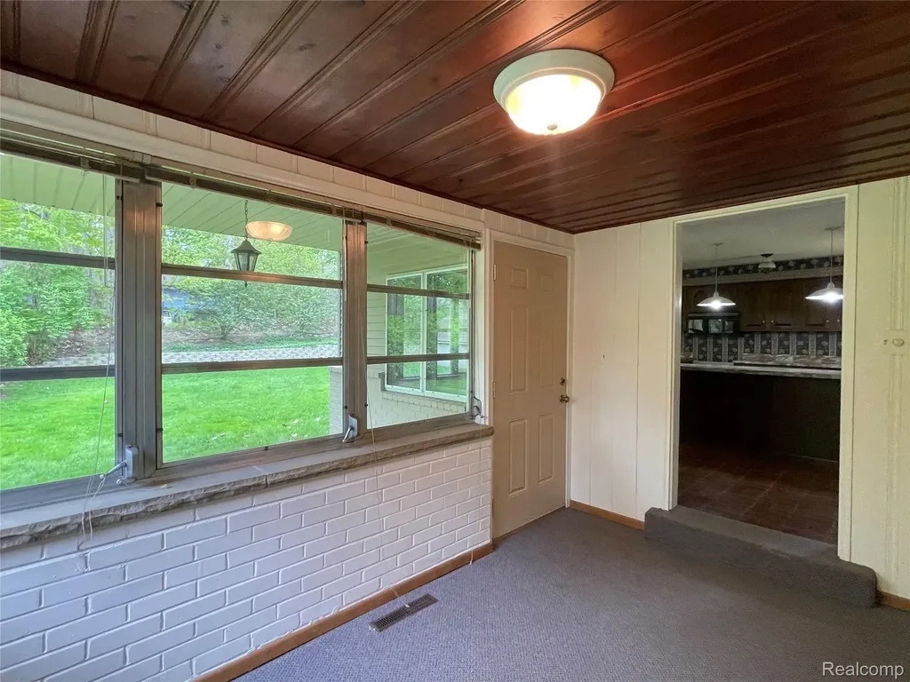 46151 Bloomcrest Drive Northville Township MI 48167