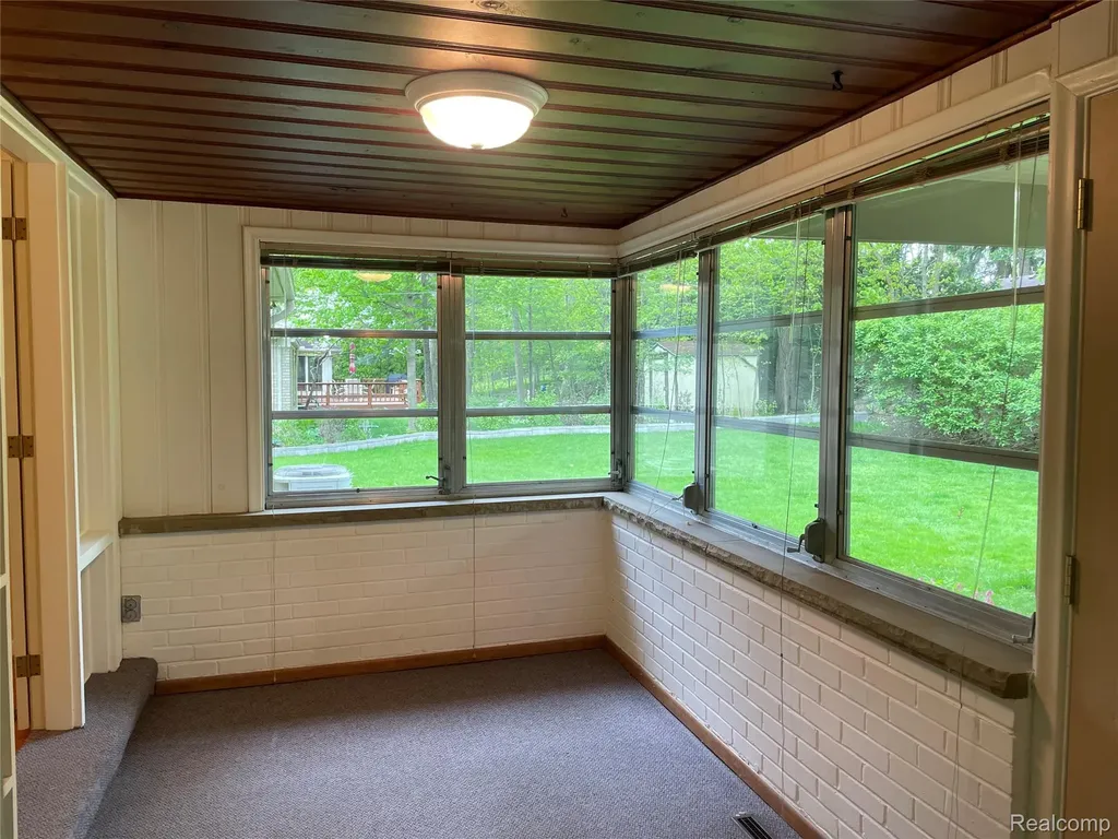 46151 Bloomcrest Drive Northville Township MI 48167