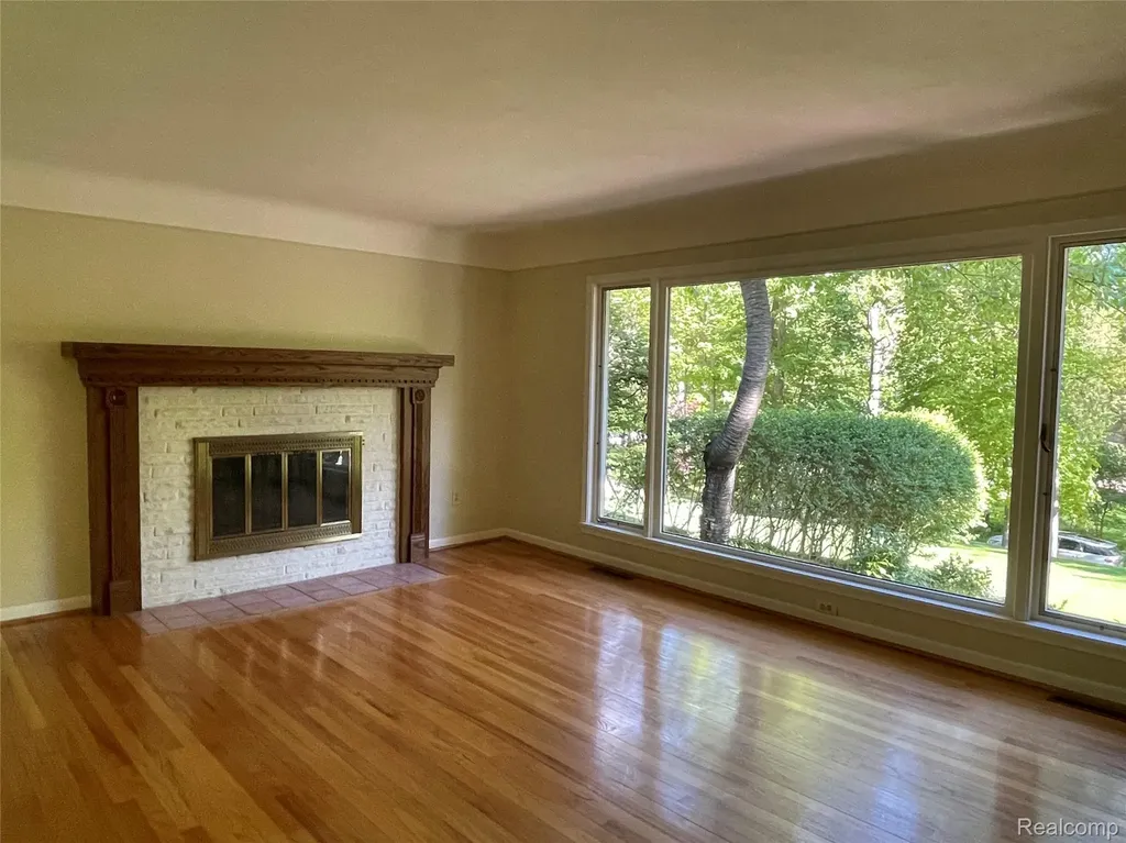 46151 Bloomcrest Drive Northville Township MI 48167