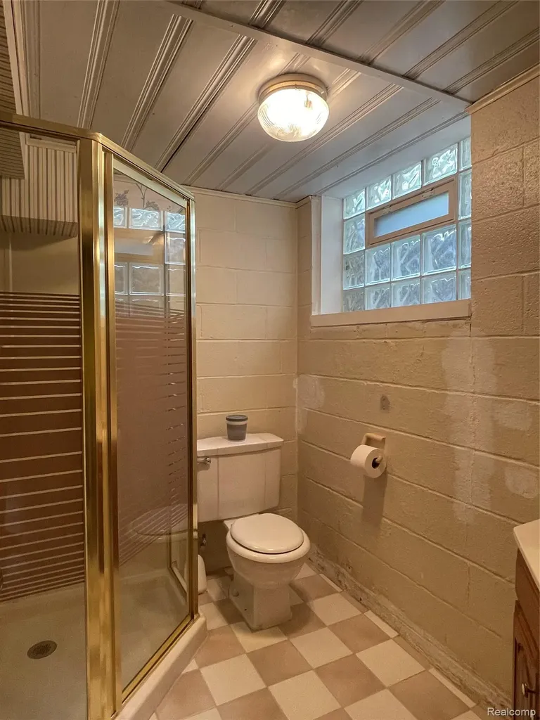 46151 Bloomcrest Drive Northville Township MI 48167