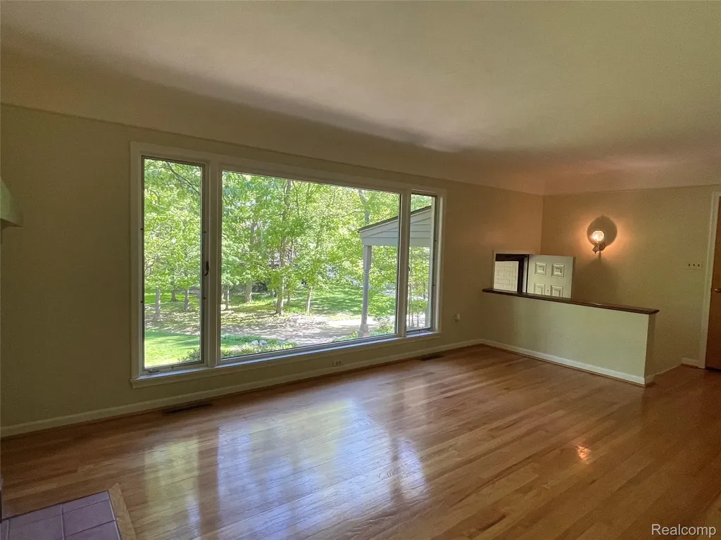 46151 Bloomcrest Drive Northville Township MI 48167