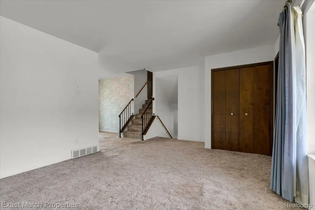7186 Snow Apple Drive Independence Charter Township MI 48346