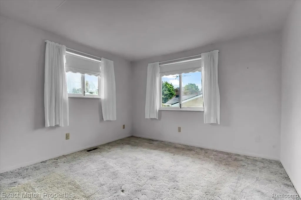 7186 Snow Apple Drive Independence Charter Township MI 48346