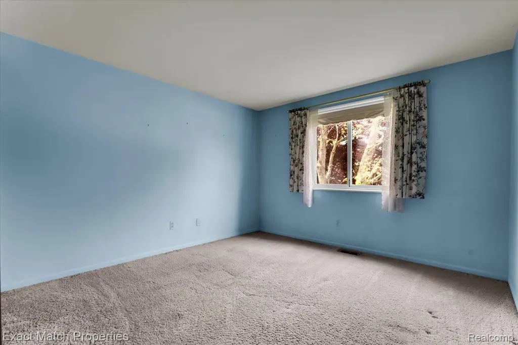 7186 Snow Apple Drive Independence Charter Township MI 48346