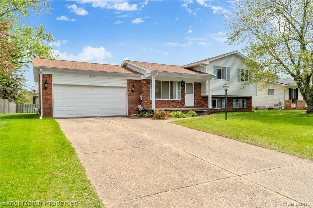 7186 Snow Apple Drive Independence Charter Township MI 48346