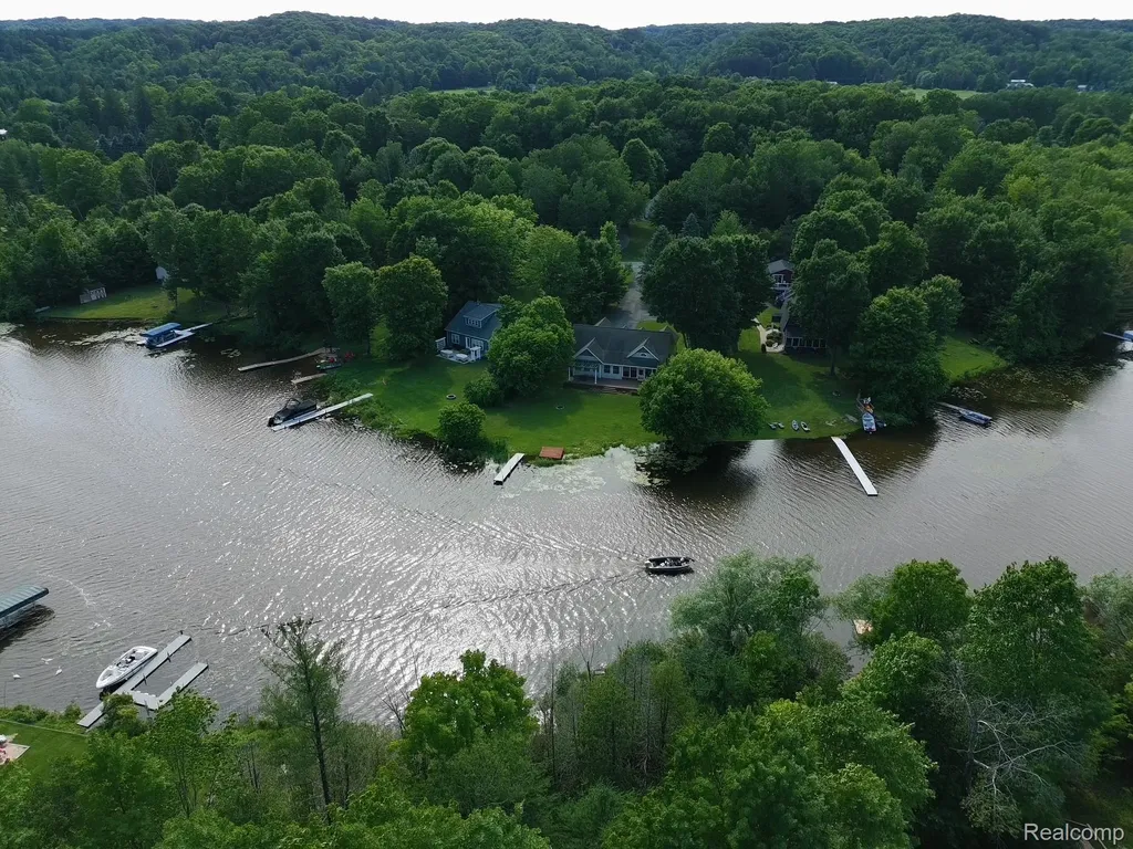 2903 Rushton Road Central Lake Village MI 49622