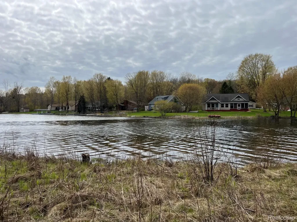 2903 Rushton Road Central Lake Village MI 49622