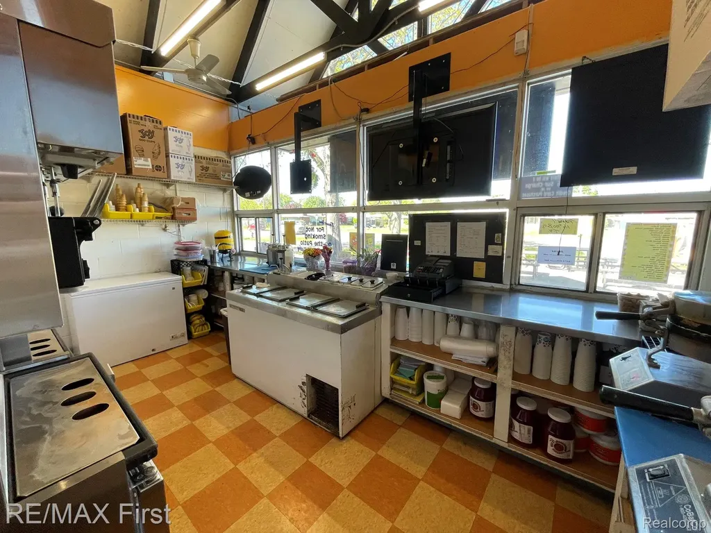 30910 Harper Avenue St. Clair Shores City MI 48082