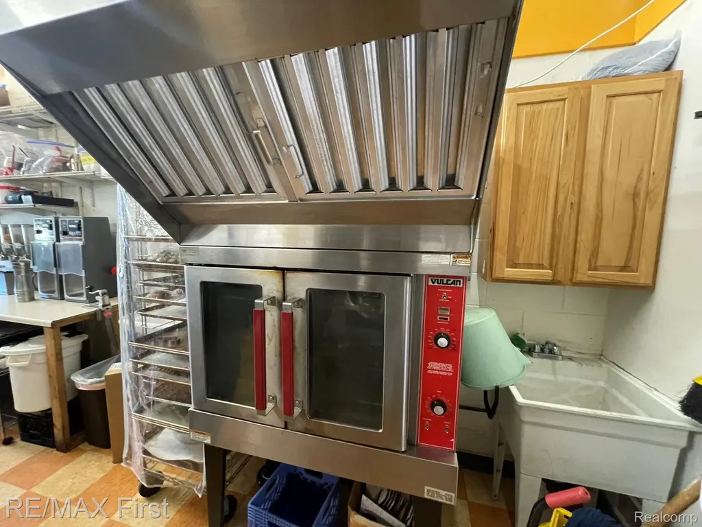 30910 Harper Avenue St. Clair Shores City MI 48082