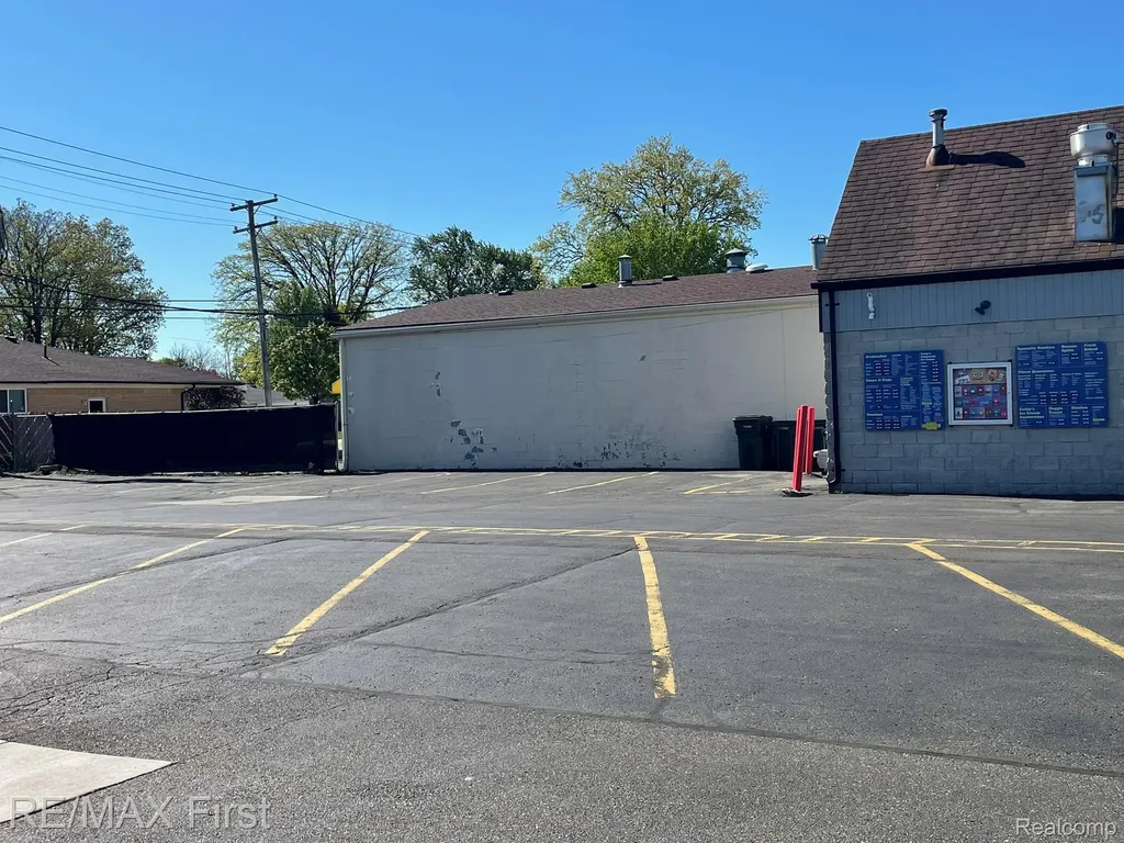 30910 Harper Avenue St. Clair Shores City MI 48082