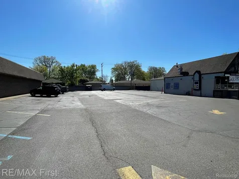 30910 Harper Avenue St. Clair Shores City MI 48082