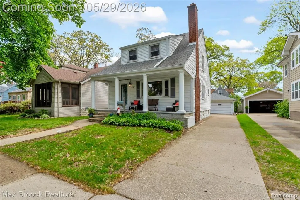 1207 Hoffman Avenue Royal Oak City MI 48067