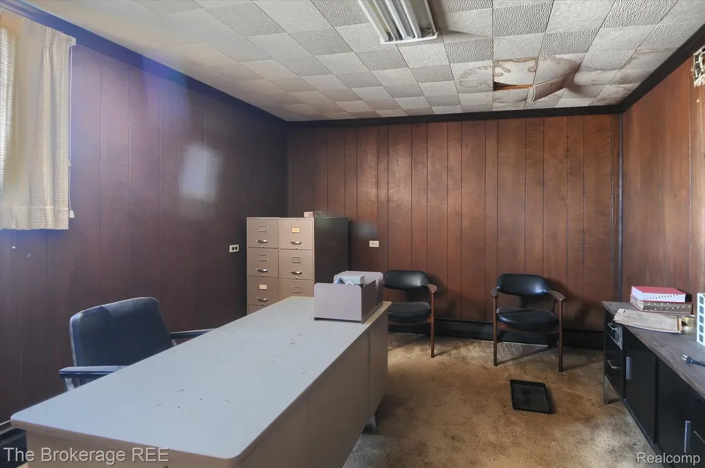 4032 Fenton Road Flint Charter Township MI 48507