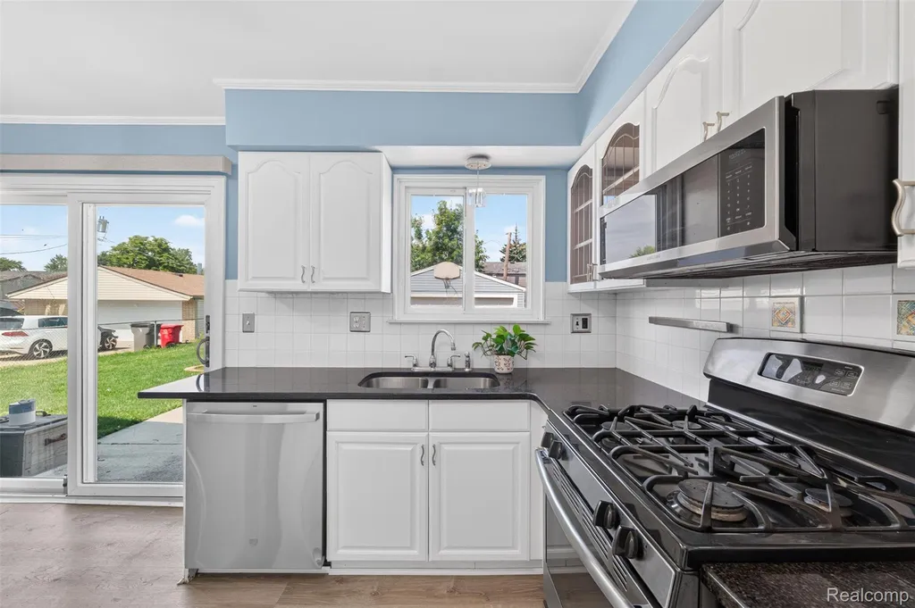 24145 Cottrell Street Clinton Charter Township MI 48035