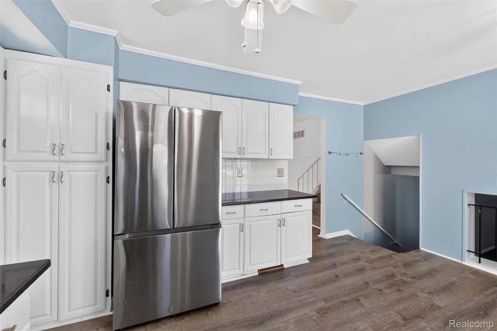 24145 Cottrell Street Clinton Charter Township MI 48035