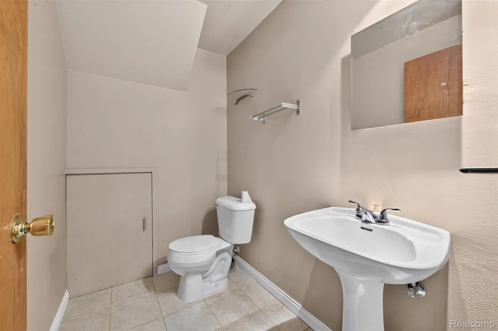 24145 Cottrell Street Clinton Charter Township MI 48035