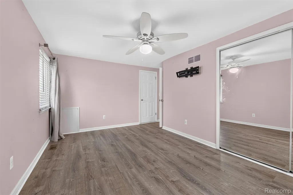 24145 Cottrell Street Clinton Charter Township MI 48035