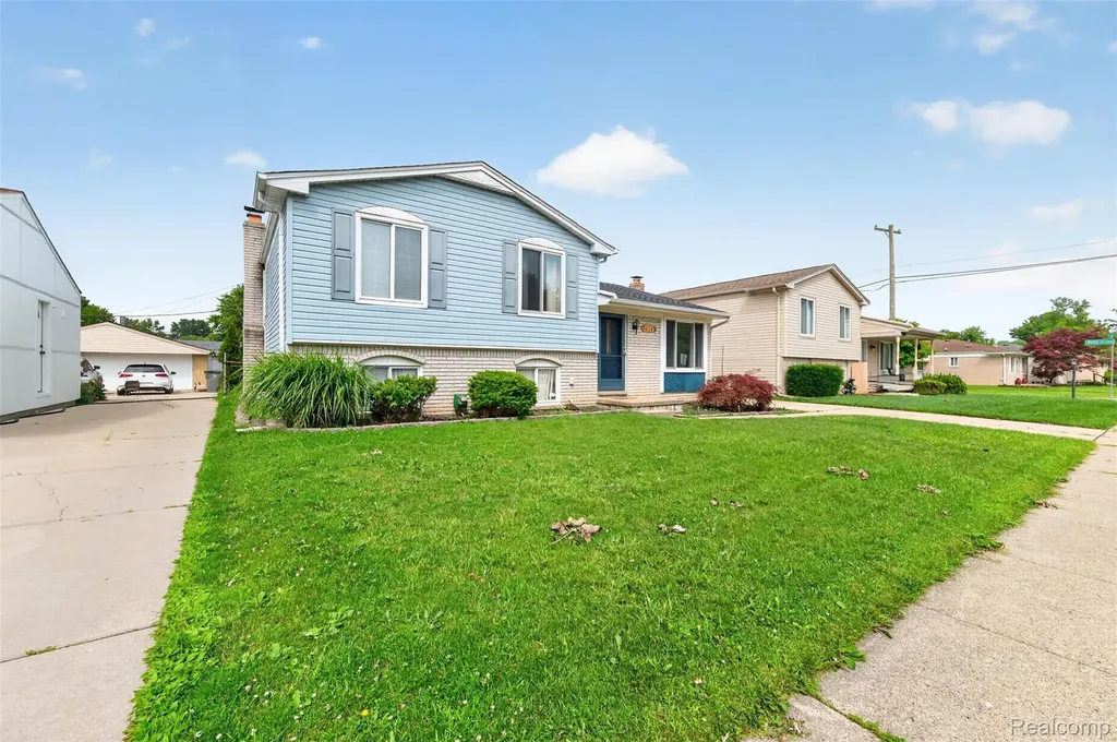24145 Cottrell Street Clinton Charter Township MI 48035