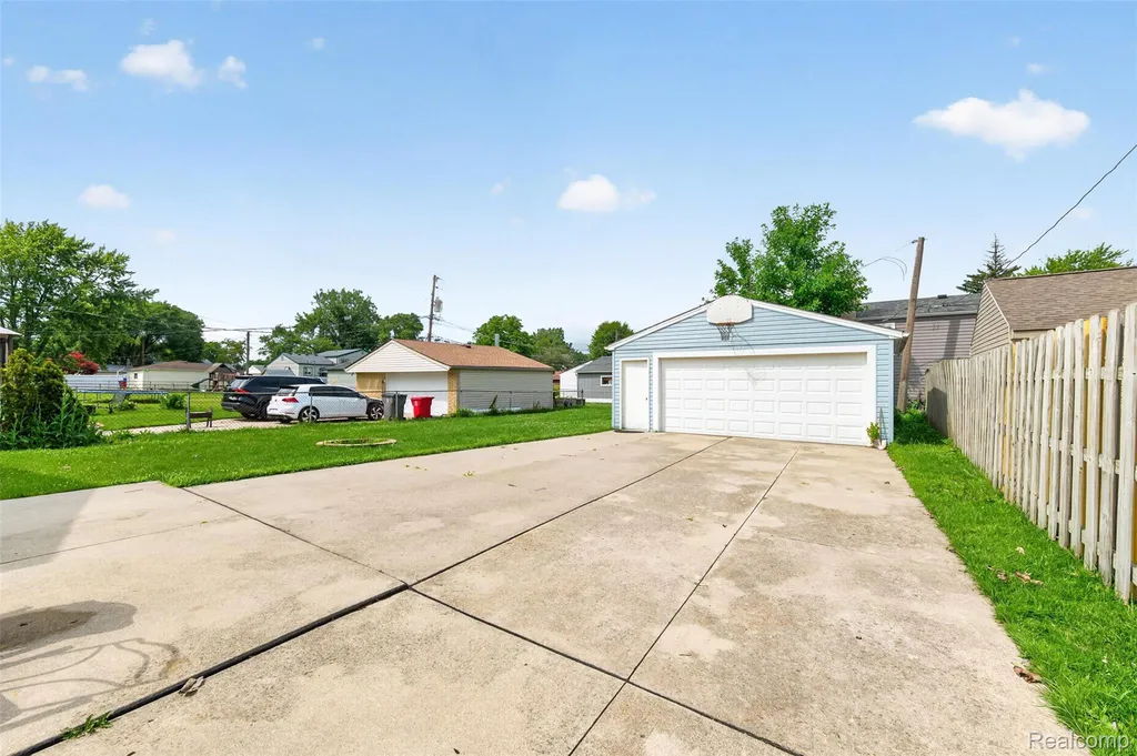 24145 Cottrell Street Clinton Charter Township MI 48035
