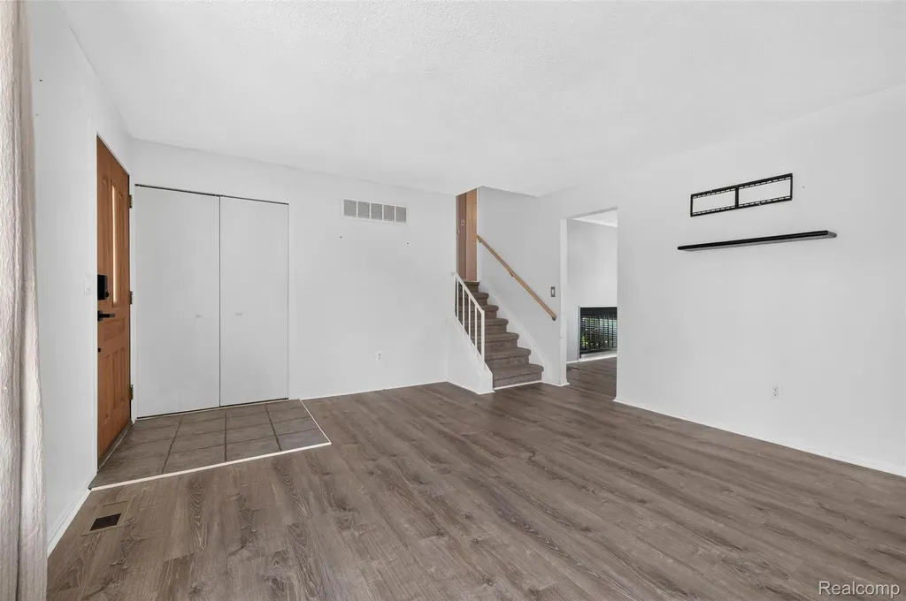 24145 Cottrell Street Clinton Charter Township MI 48035