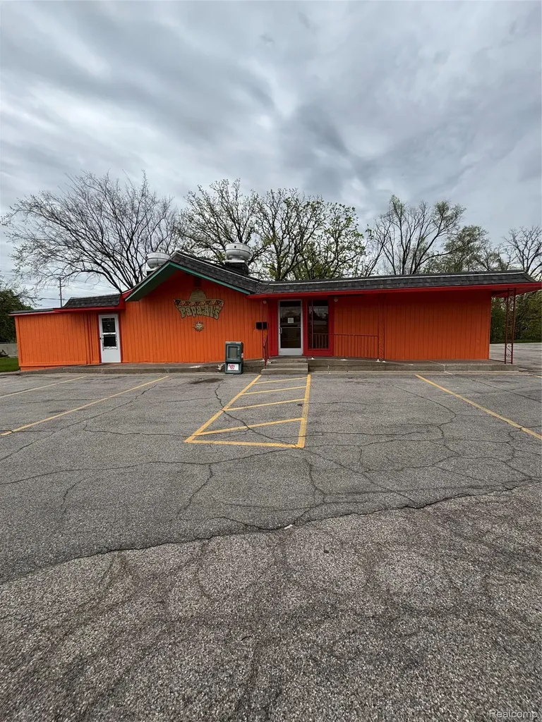 4492 Richfield & Genesee Road Genesee Charter Township MI 48506