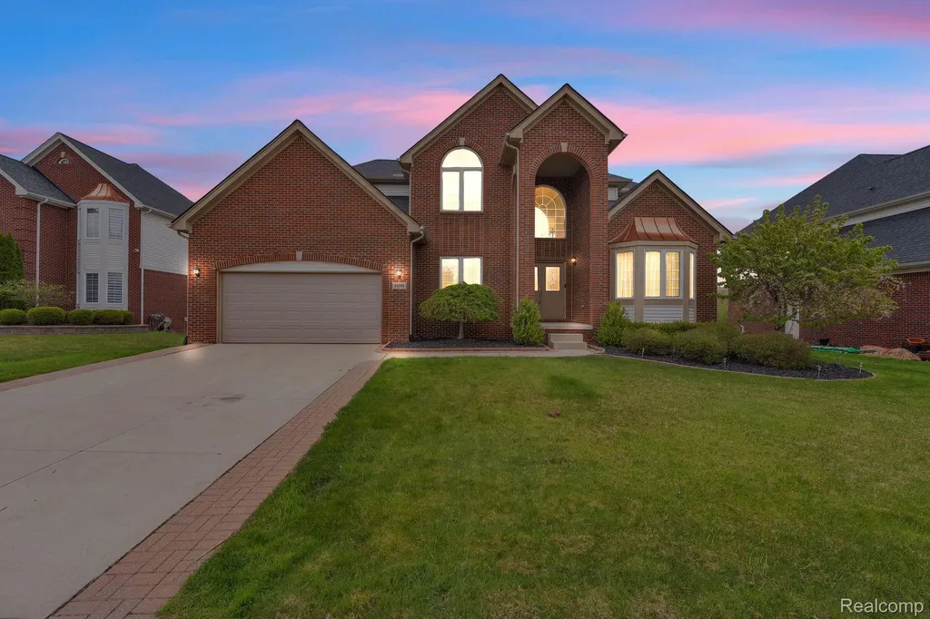 42088 Woodglen Drive Novi City MI 48375