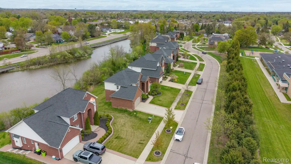 42088 Woodglen Drive Novi City MI 48375