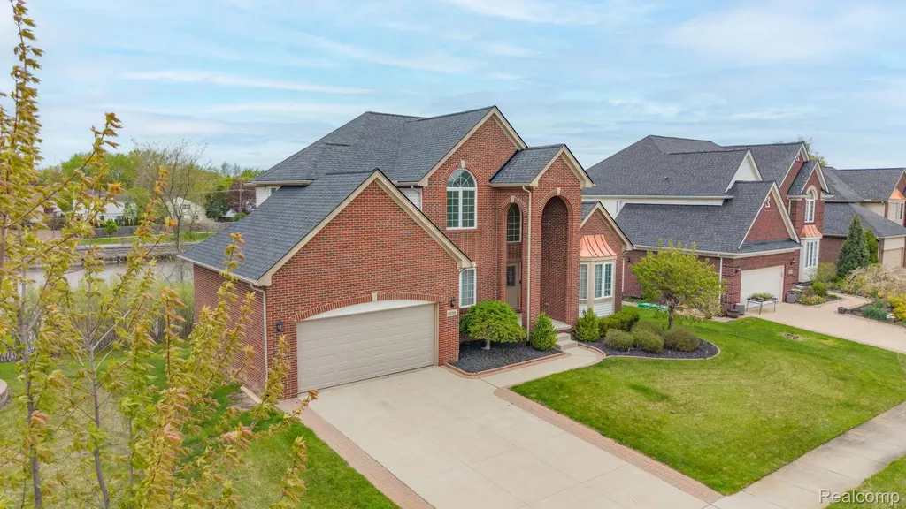 42088 Woodglen Drive Novi City MI 48375