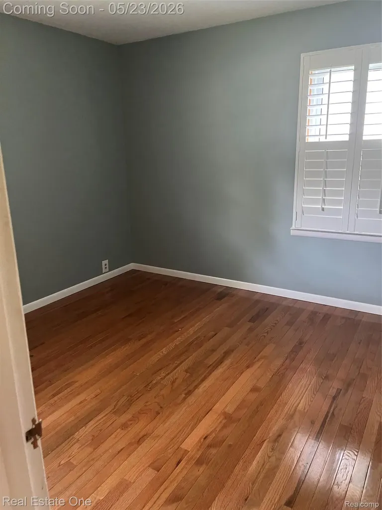 225 Juniper Street Auburn Hills City MI 48326