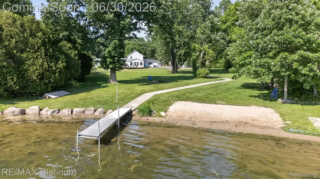 1462 S Hughes Road Genoa Township MI 48843