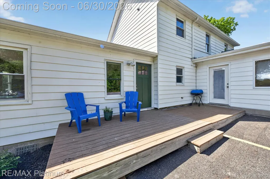 1462 S Hughes Road Genoa Township MI 48843