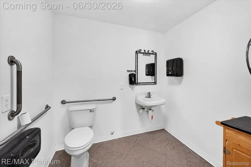1462 S Hughes Road Genoa Township MI 48843