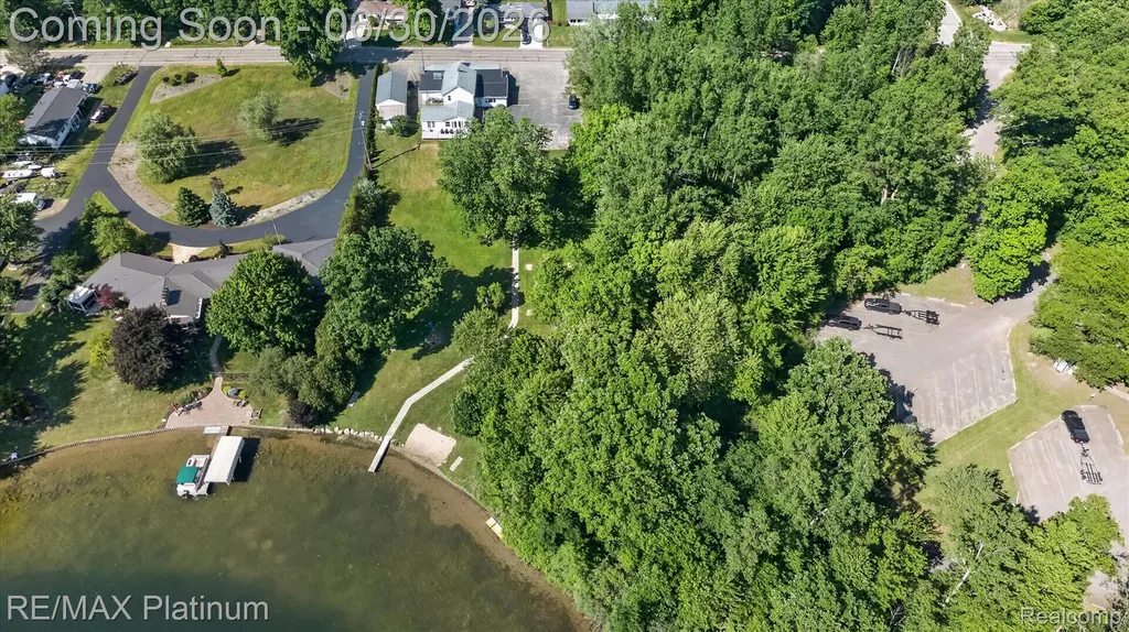 1462 S Hughes Road Genoa Township MI 48843