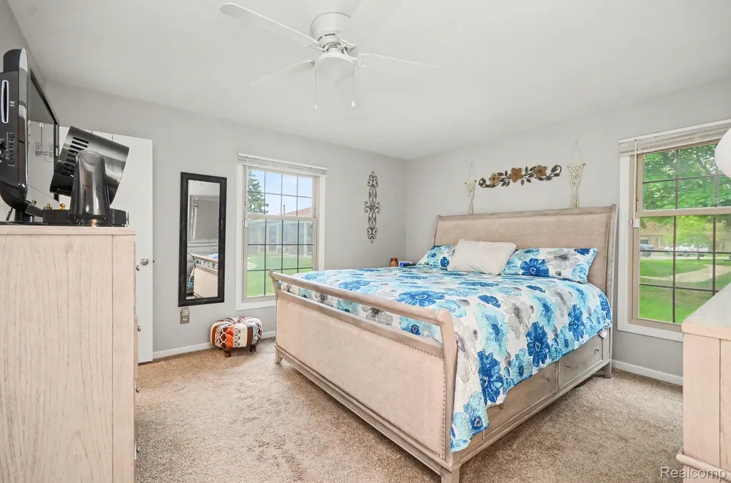 14832 Dexter Court Shelby Charter Township MI 48315