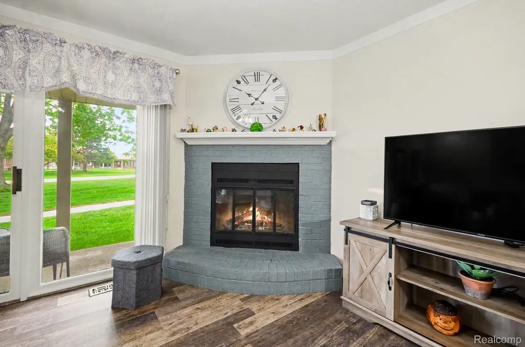 14832 Dexter Court Shelby Charter Township MI 48315
