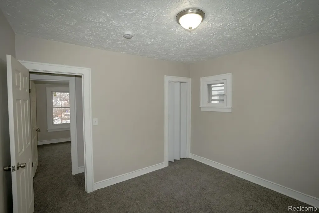 15363 Turner Street Detroit City MI 48238