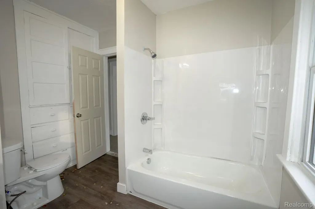 15363 Turner Street Detroit City MI 48238