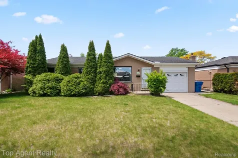 29639 Malvina Drive Warren City MI 48088