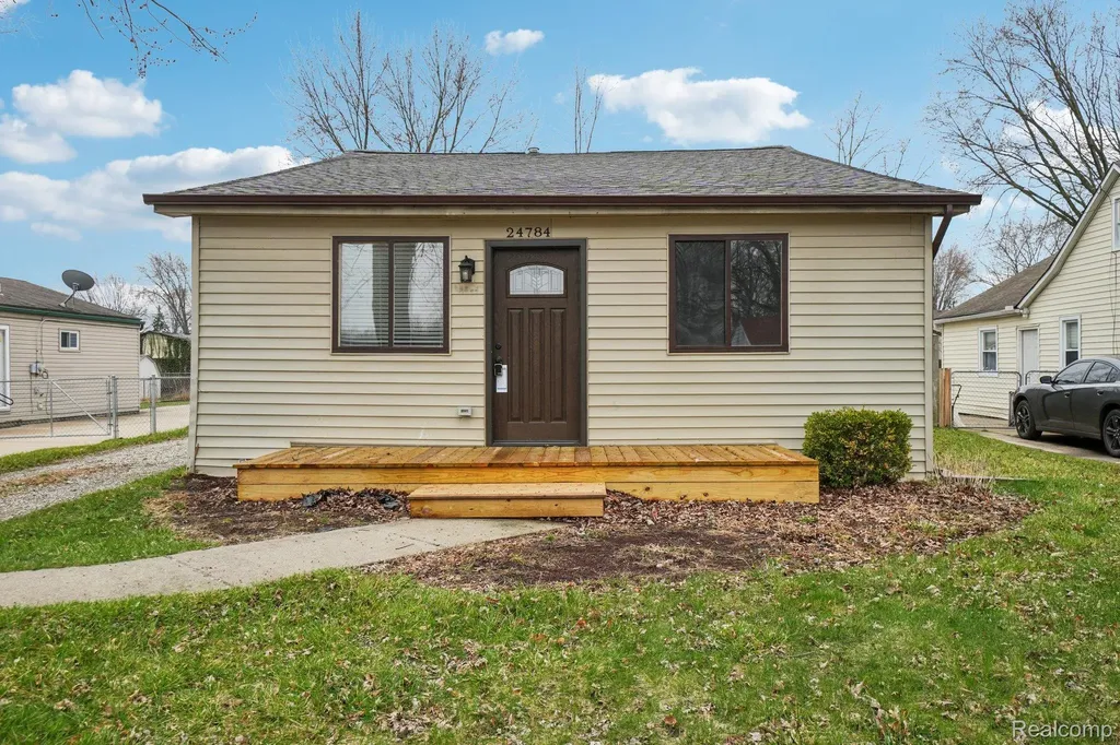 24784 Trombley Street Harrison Charter Township MI 48045