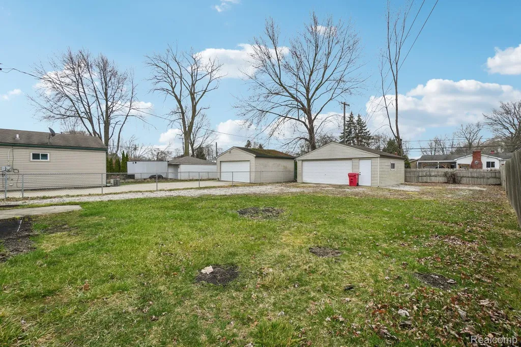 24784 Trombley Street Harrison Charter Township MI 48045
