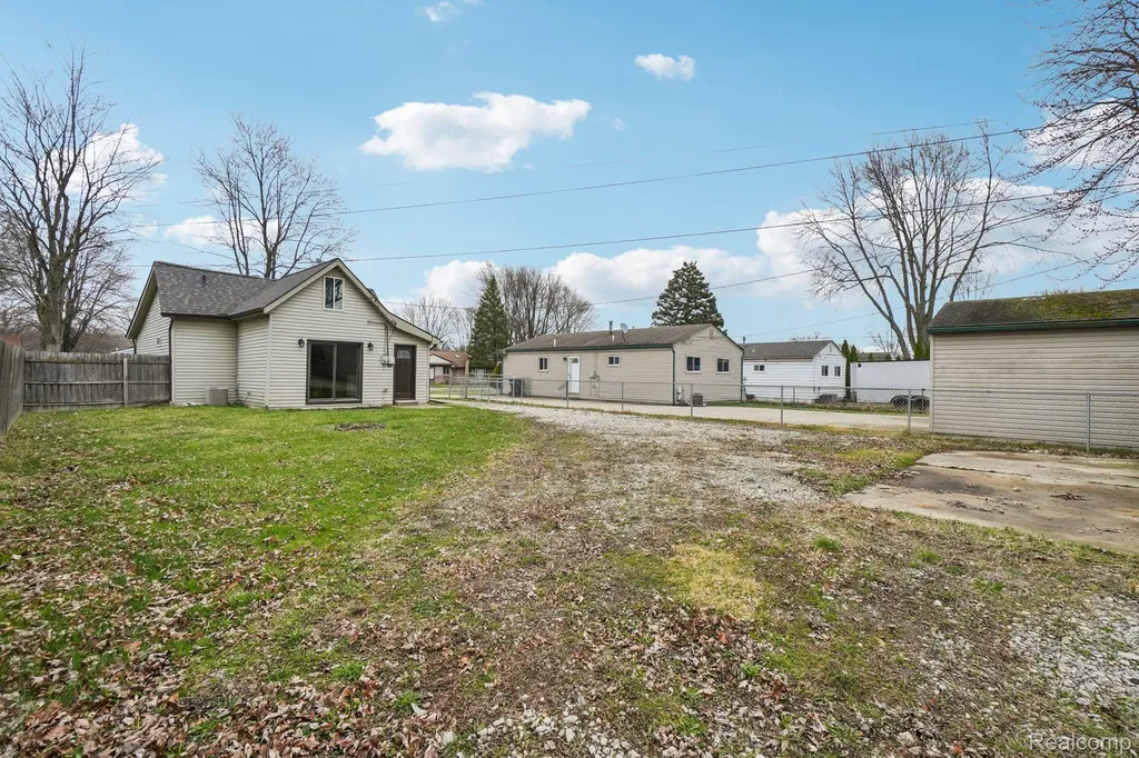 24784 Trombley Street Harrison Charter Township MI 48045