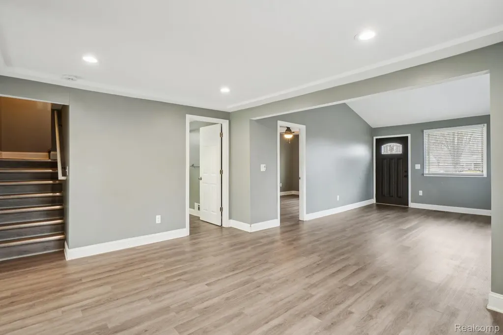 24784 Trombley Street Harrison Charter Township MI 48045
