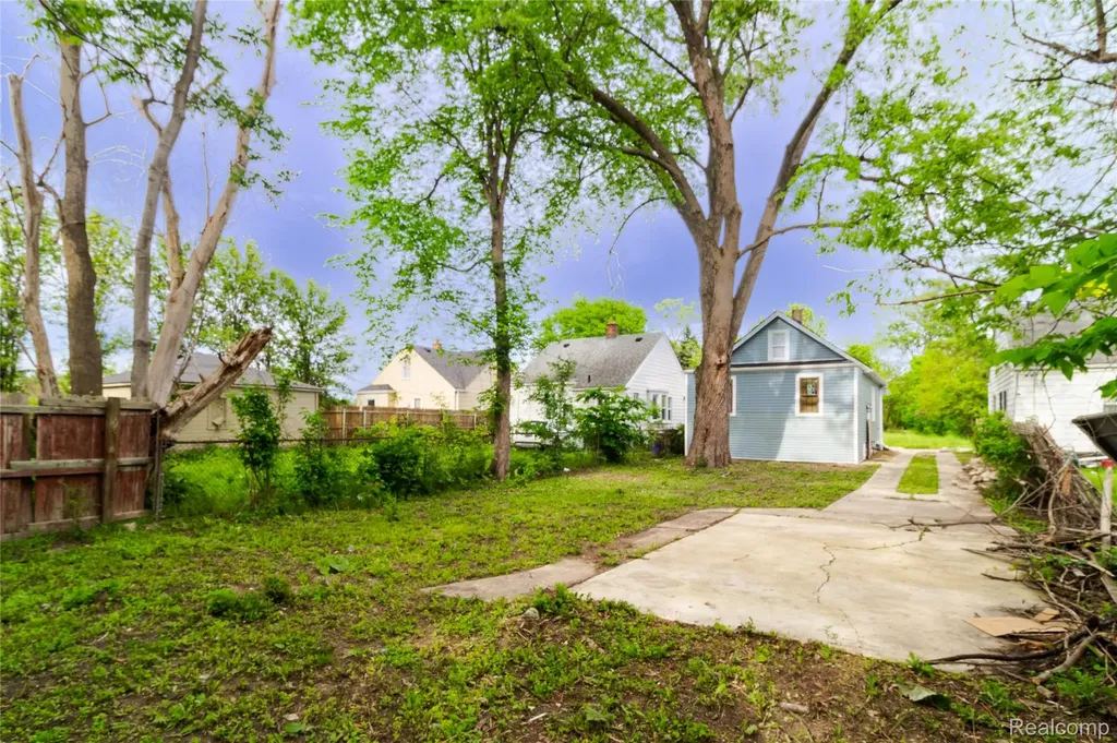 12245 Abington Avenue Detroit City MI 48227